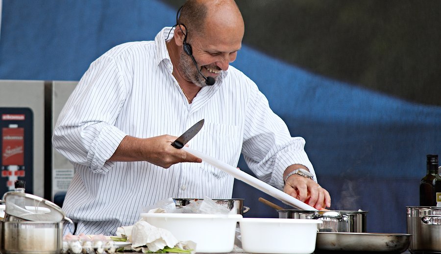 Celebrity Chefs Not Sanitary | Natural Health Blog